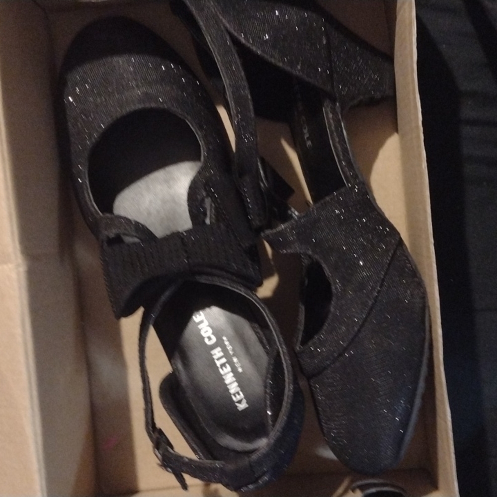 Kenneth cole New York hells